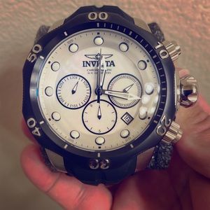Invicta White pearl venom